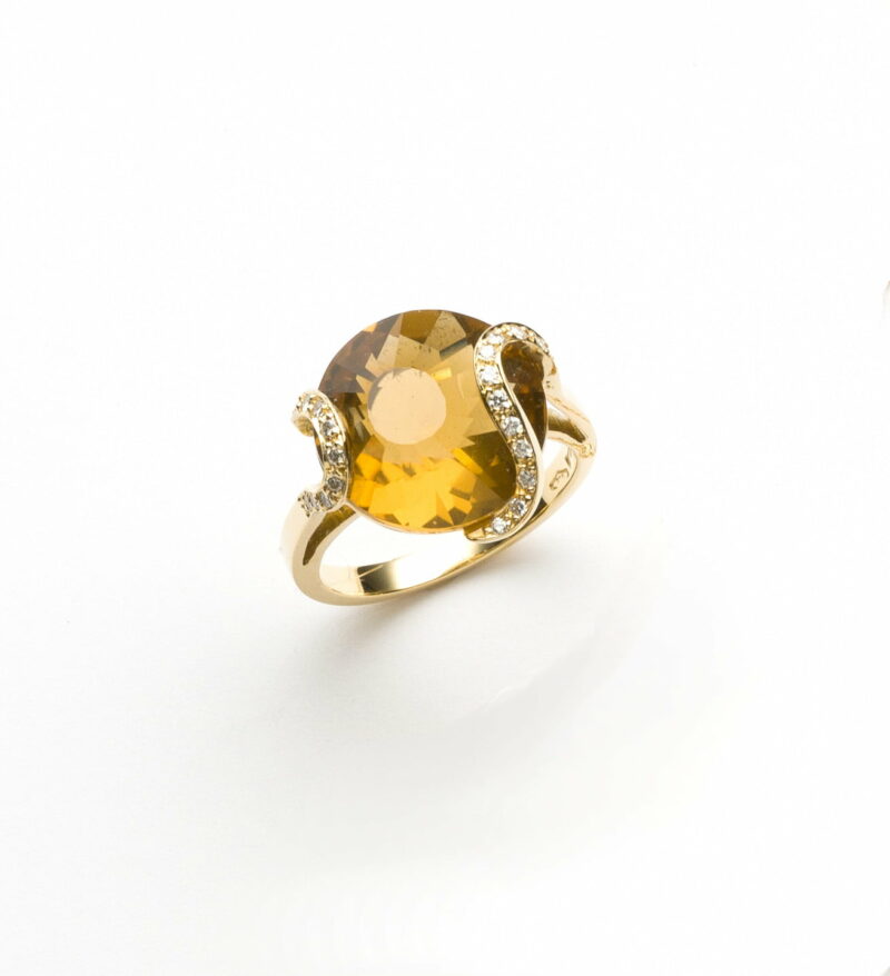Anello Oro Giallo 18KT <br> Diamanti, Quarzo Citrino