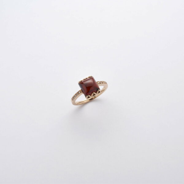 Anello Oro Rosa 18KT <br> Diamanti, Granato
