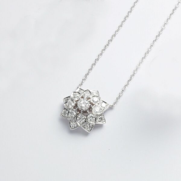 Girocollo Oro Bianco 18KT <br> Diamante centrale, Diamanti