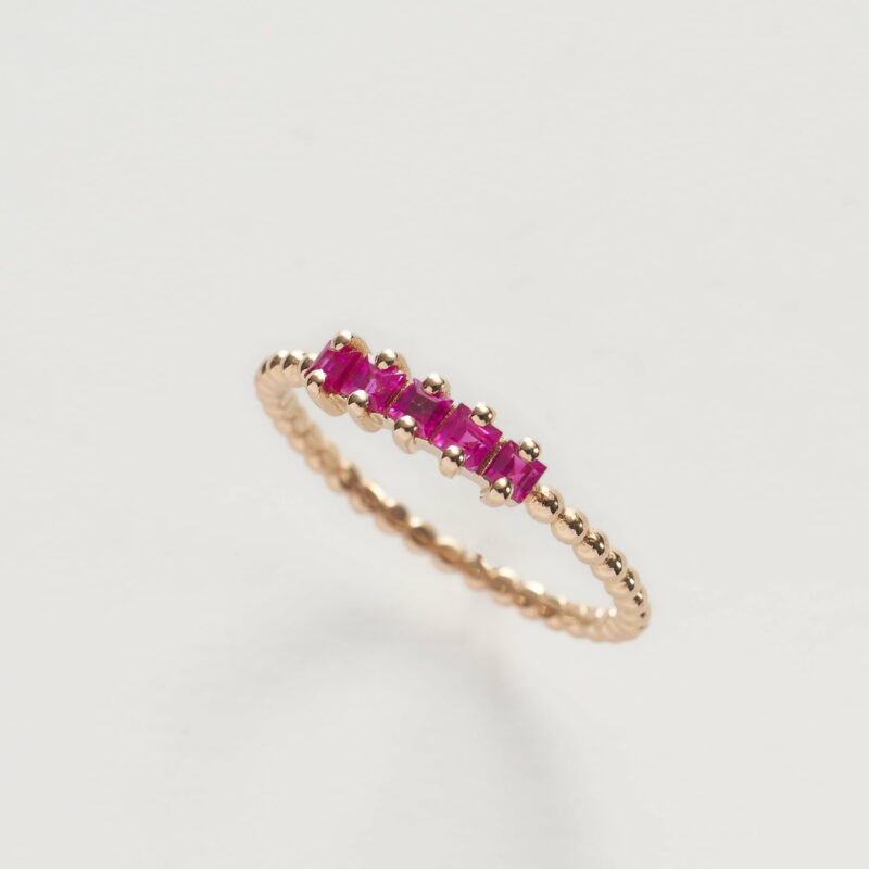 Anello Oro Rosa 18KT <br> Rubini taglio Carrè