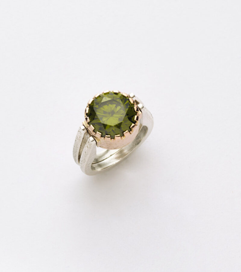 Anello Reverse in Oro e Argento <br> Pietra centrale 12mm